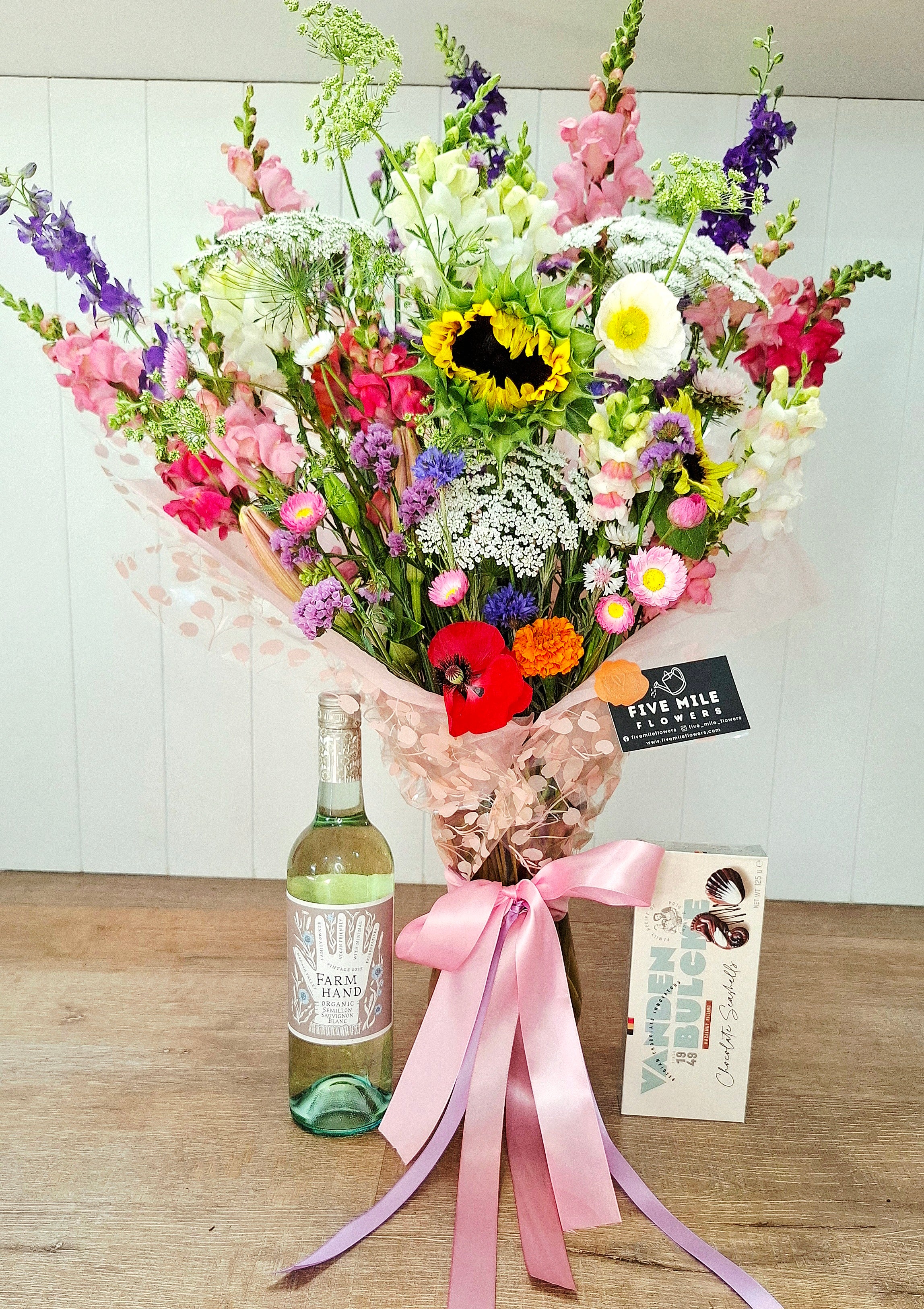 Bloom + Base Deluxe Gift Pack